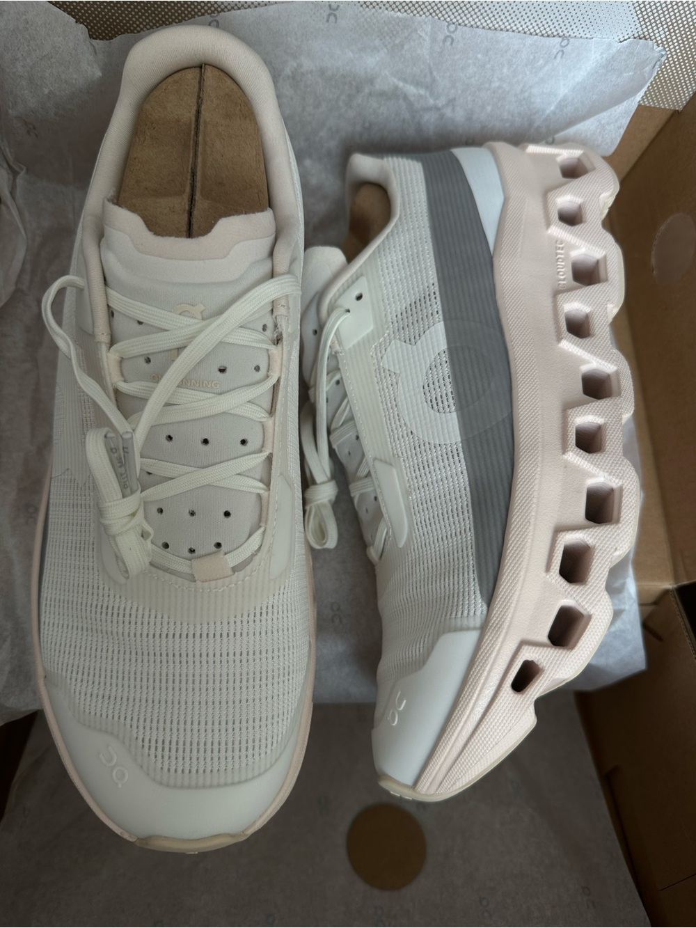 Brand New Cloudmonster Void in Ivory/ Seashell color Size 9 - Picture 2 of 6